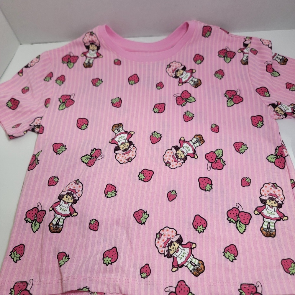 Strawberry Shortcake Girls Size XL pinstripes & Strawberrie print all over shirt